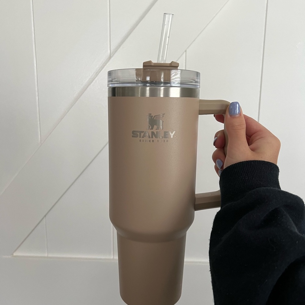 40 oz Stanley Cup in Tan